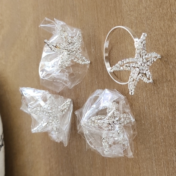 Rhinestone Starfish Napkin Ring Holder - Picture 3 of 3